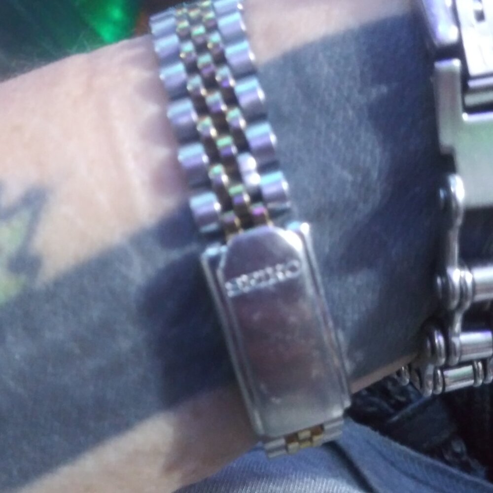 Watch - Picture 2 of 2